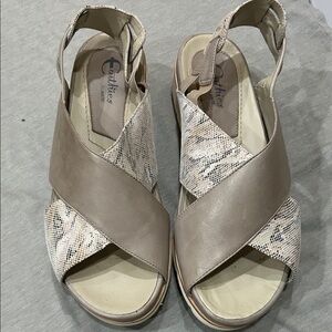 Earthies Women's Beige and Snakeskin Sandals